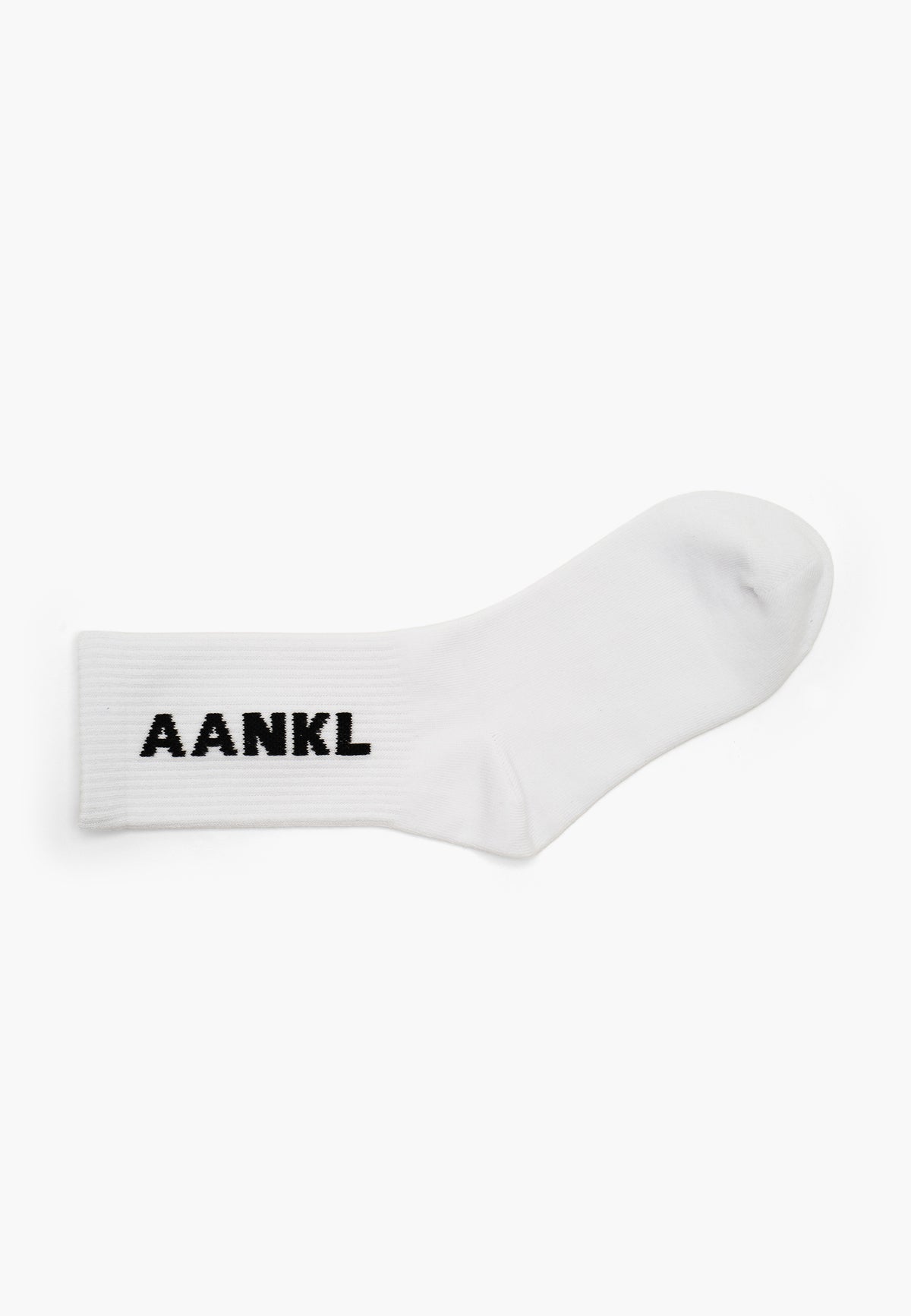 AANKL strømper black – set fra siden